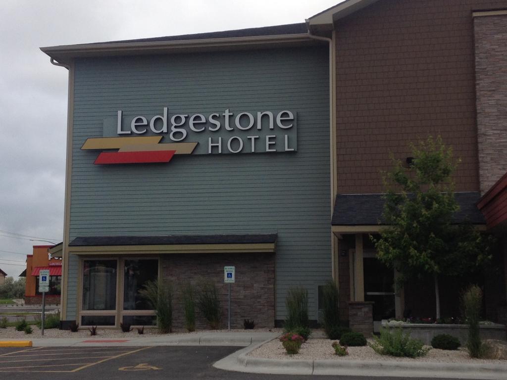Ledgestone Hotel Billings Exterior photo