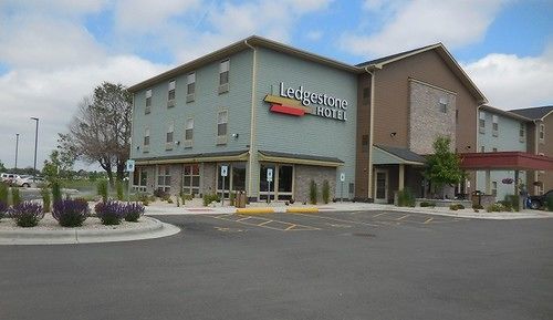 Ledgestone Hotel Billings Exterior photo