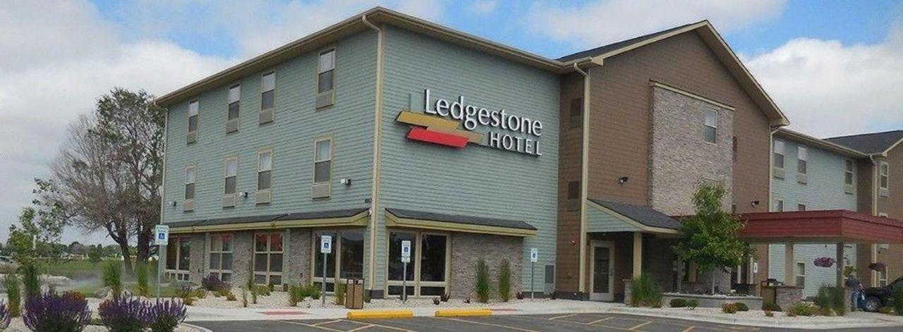 Ledgestone Hotel Billings Exterior photo